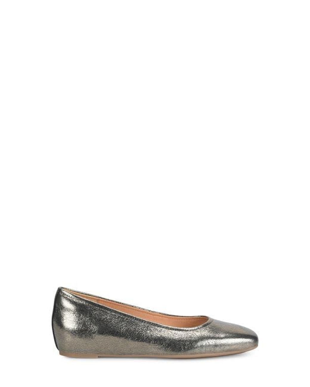 Söfft Gray Poppy Square Toe Flat