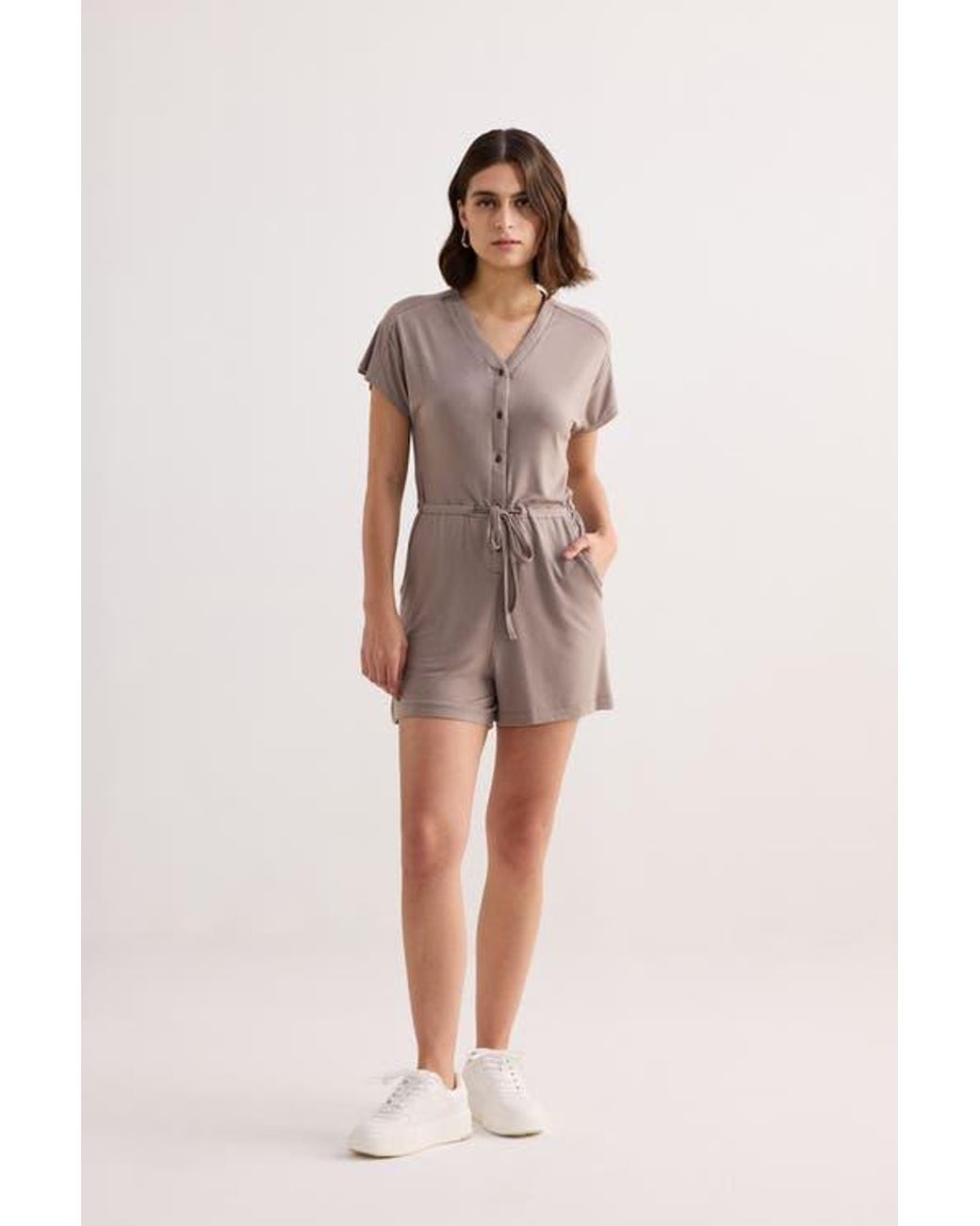 REISTOR Natural V Neck Drawstring Knit Romper