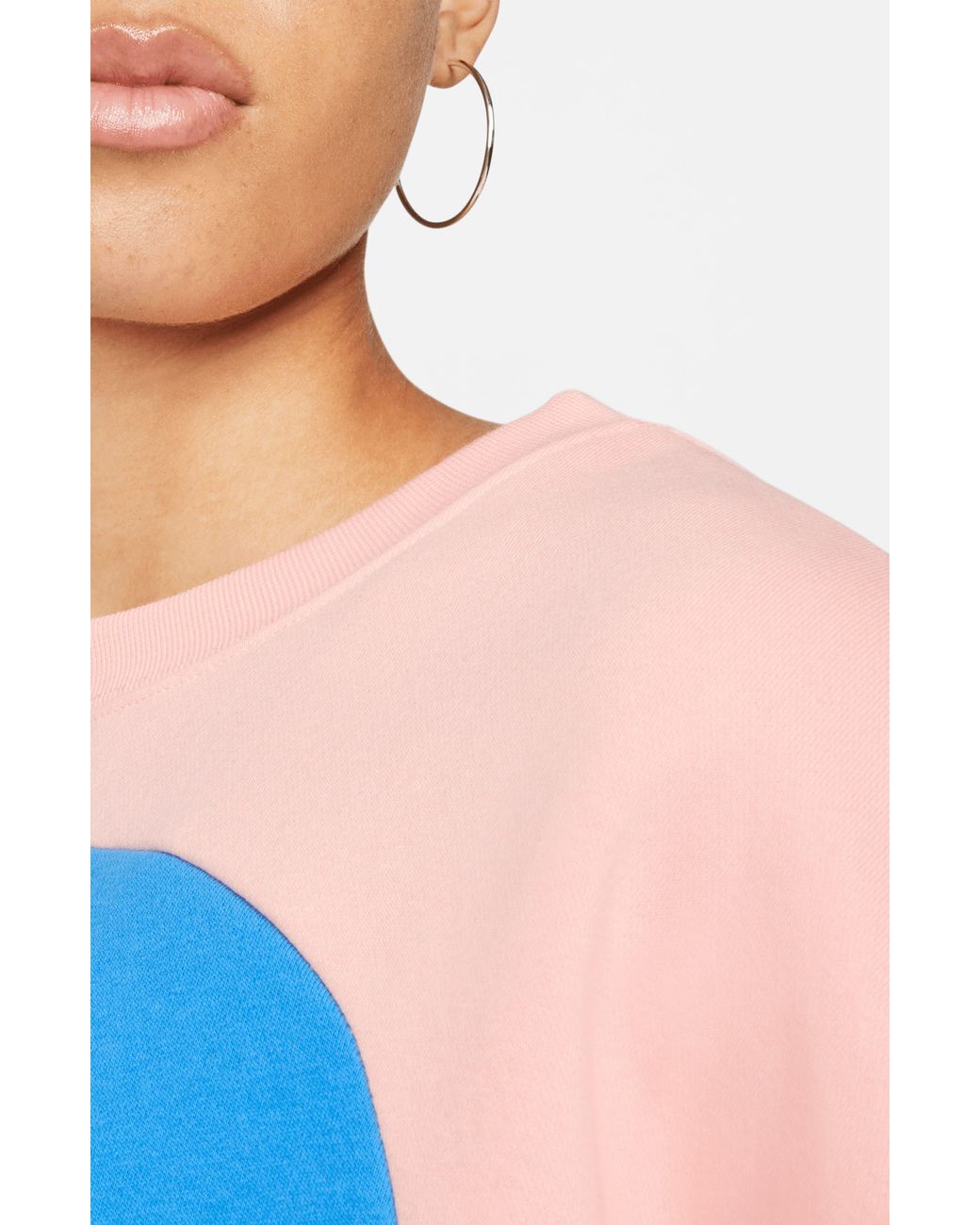 Nike fleece colorblocked cropped sweatshirt clearance