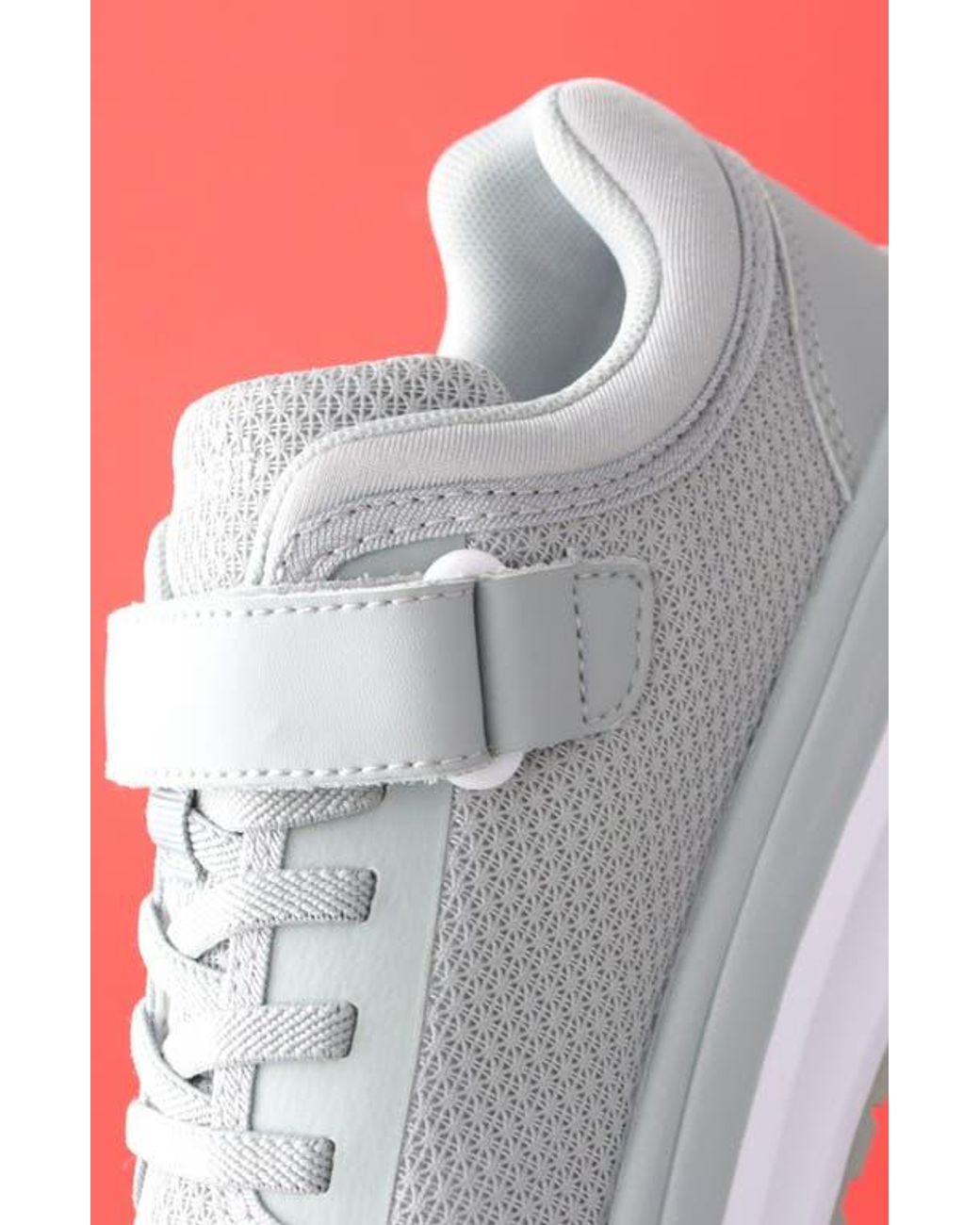 Propet White Ultima Fx Sneaker