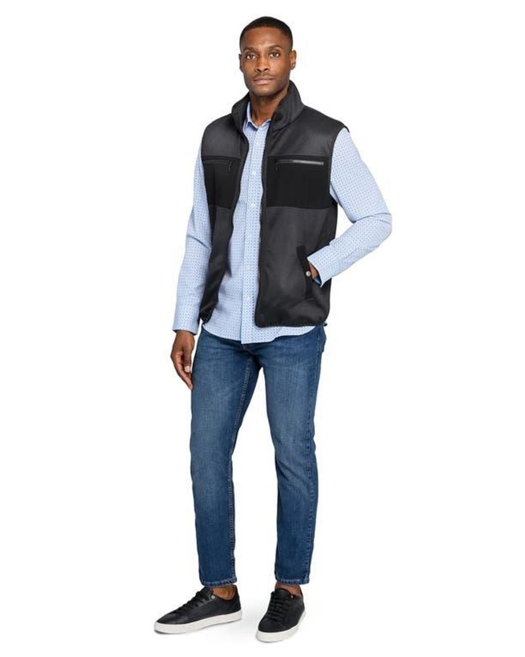 Con.struct Black Solid Fleece Vest for men