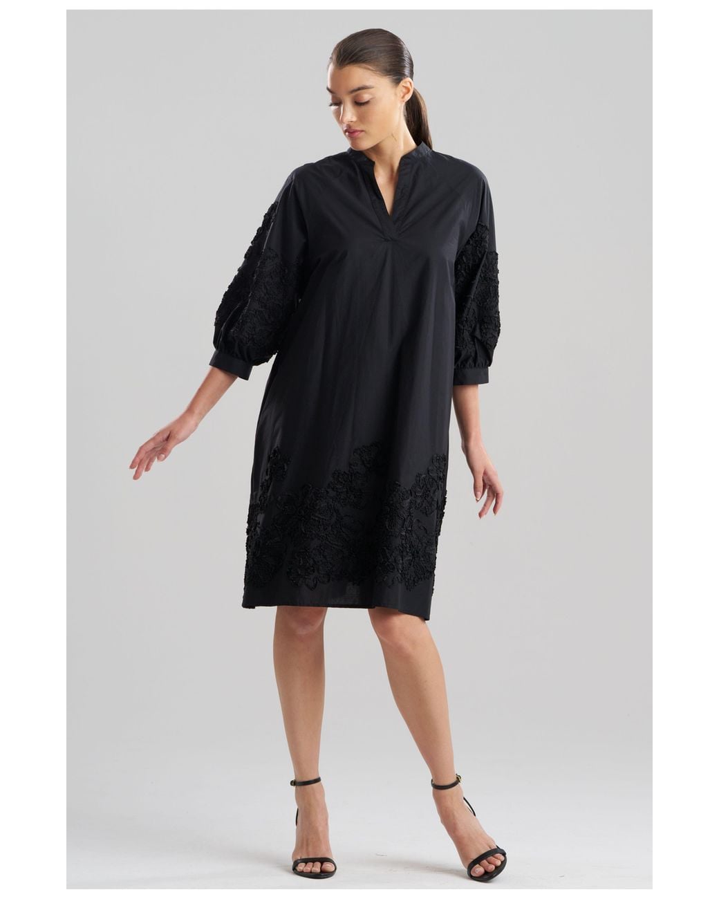 Natori Black Carnation Embroidery