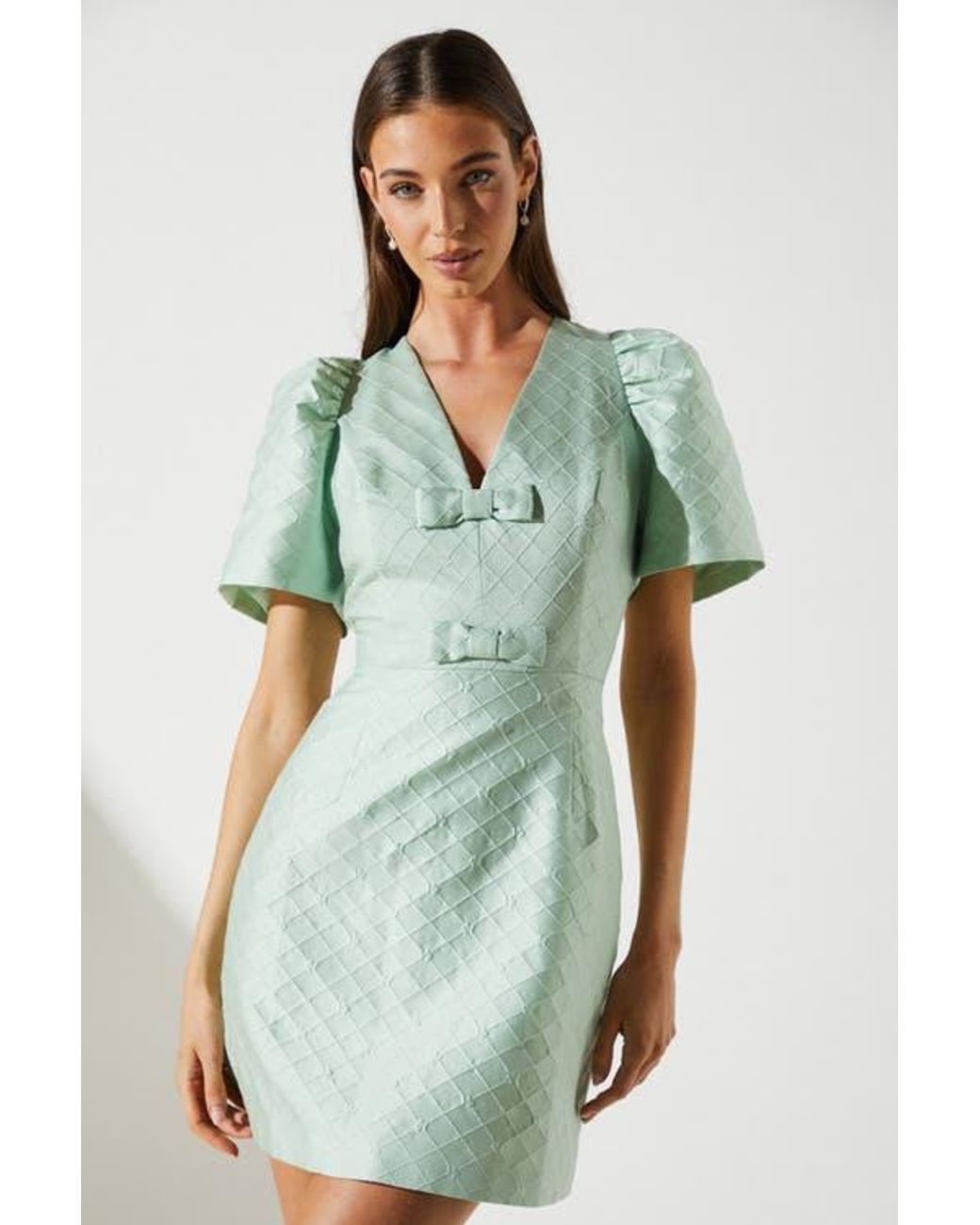green emerald velvet dress Miss Circle Women Lael Mint Green Back Button Trailing Gown