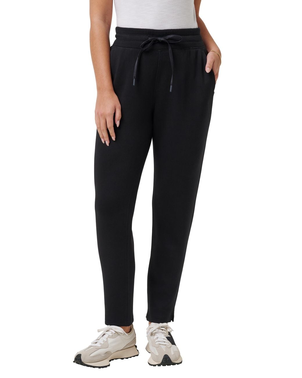 Travis Mathew Black Skyloft Soft Ankle Pants