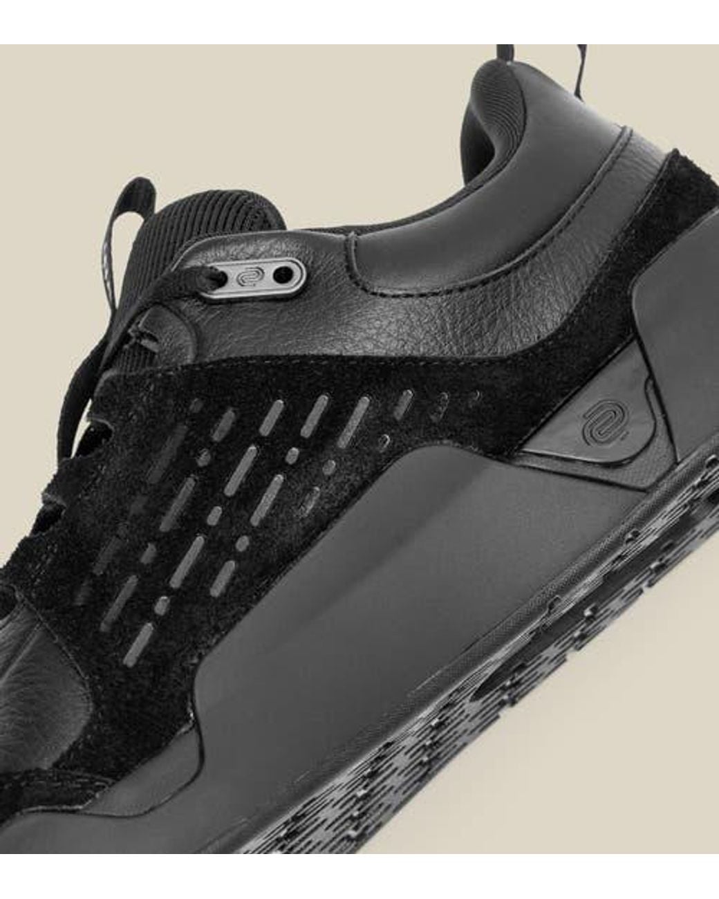 while on earth™ Black Leather Trainer for men