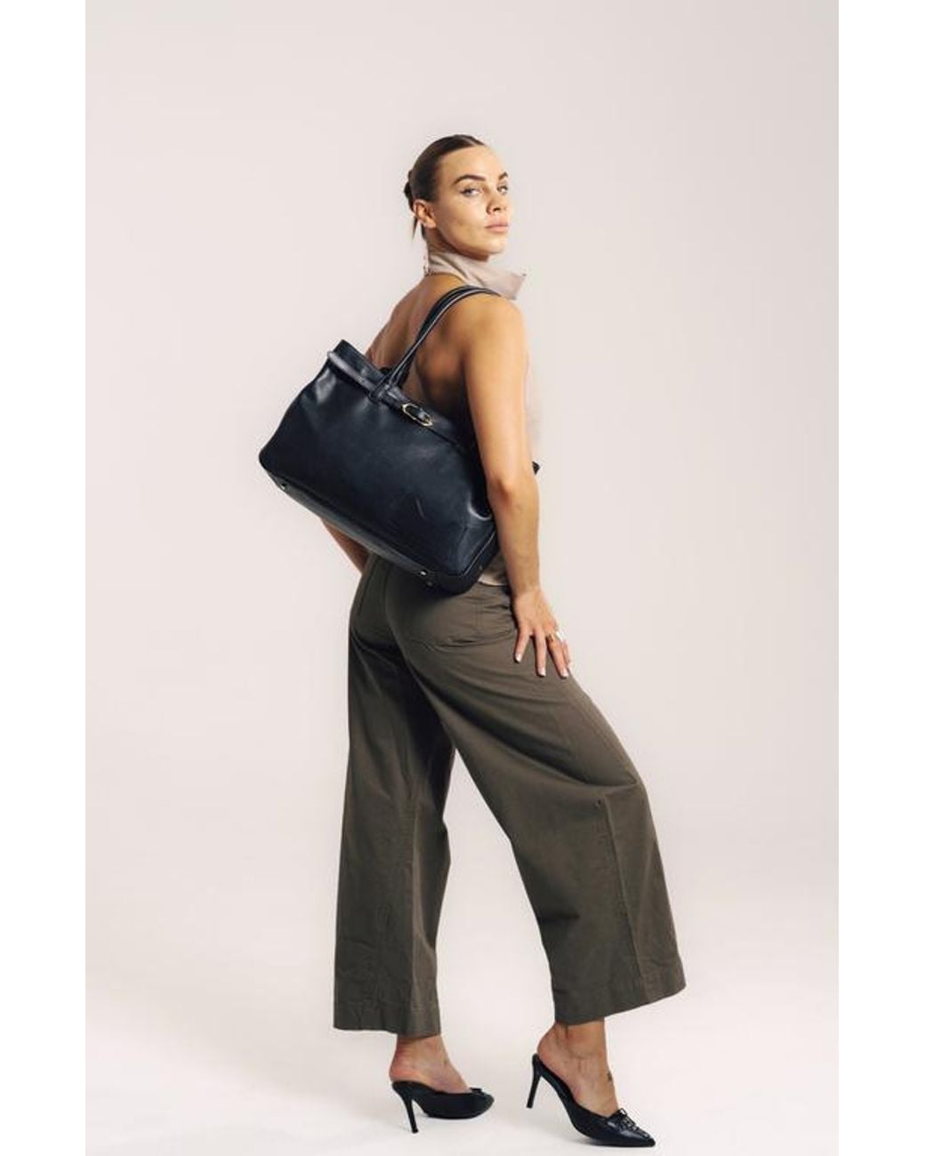 OLEADA Black Marina Tote