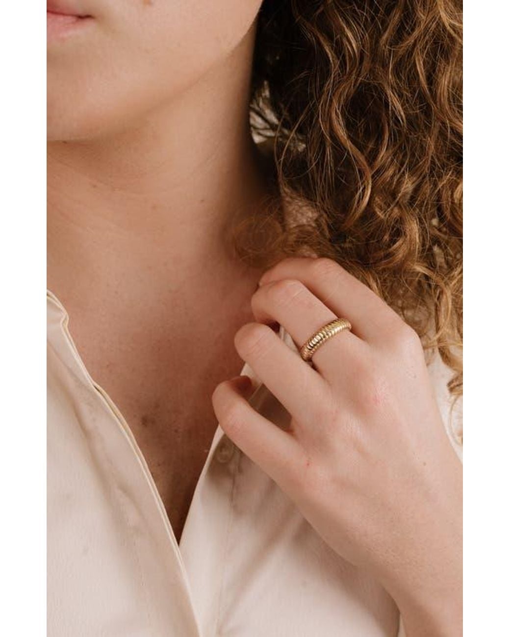 Ettika Metallic Flex Ring