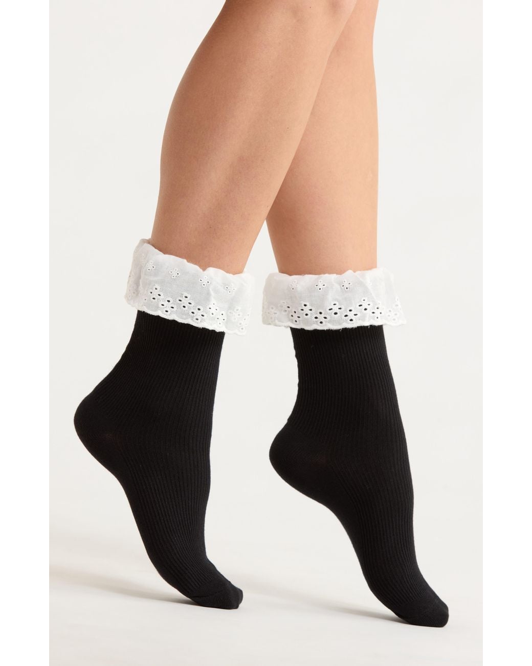 Casa Clara Black Tabitha Ruffle Ankle Socks