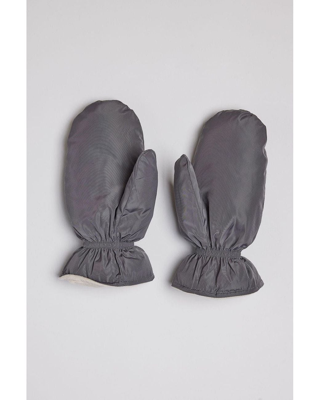 Hat Attack Gray Apres Ski Mitten