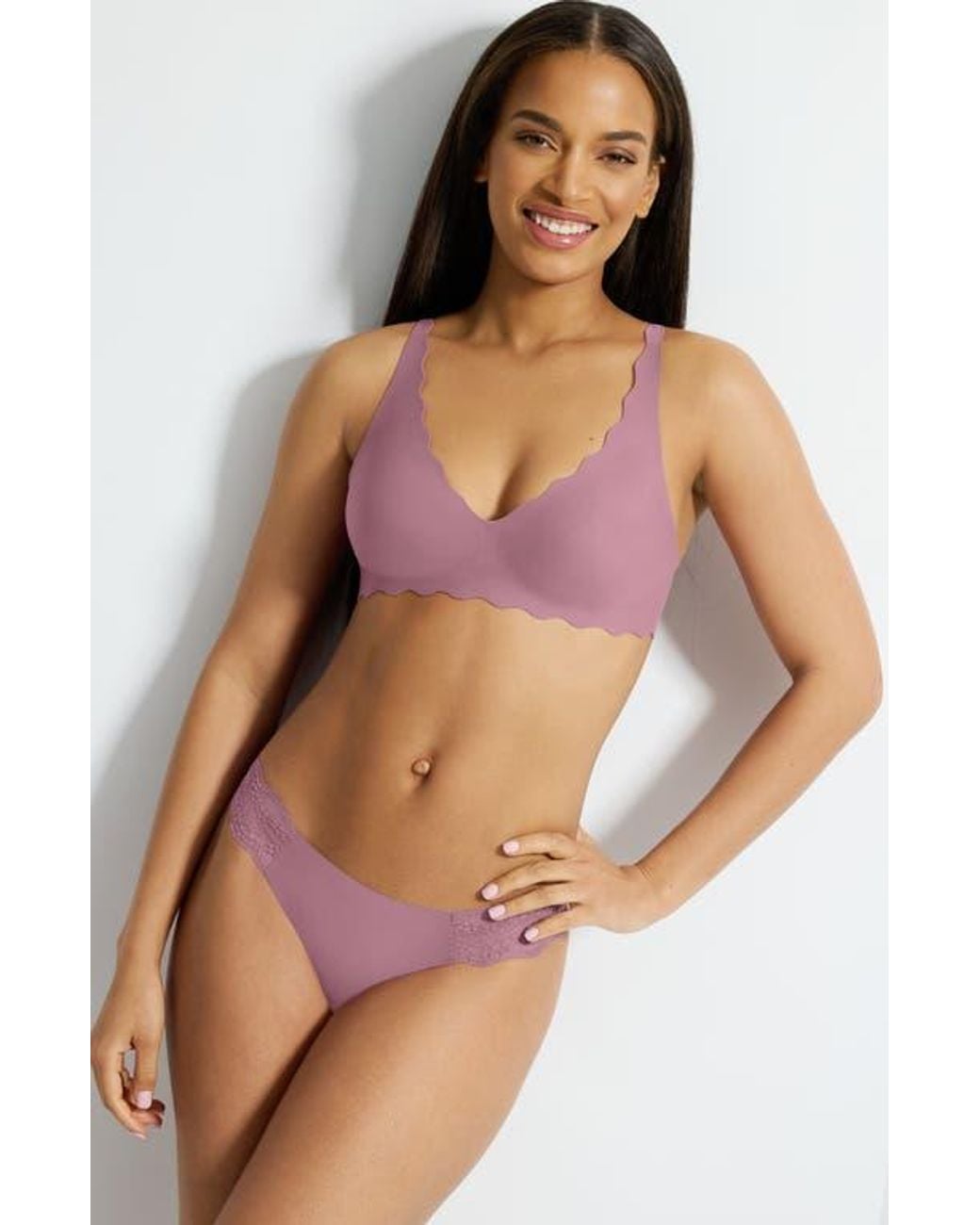 B.tempt'd Purple B.Wow'D Wireless Convertible T-Shirt Bra