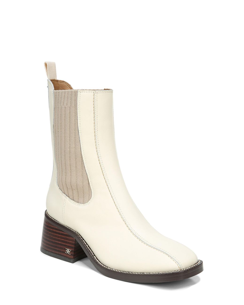 dasha chelsea boot
