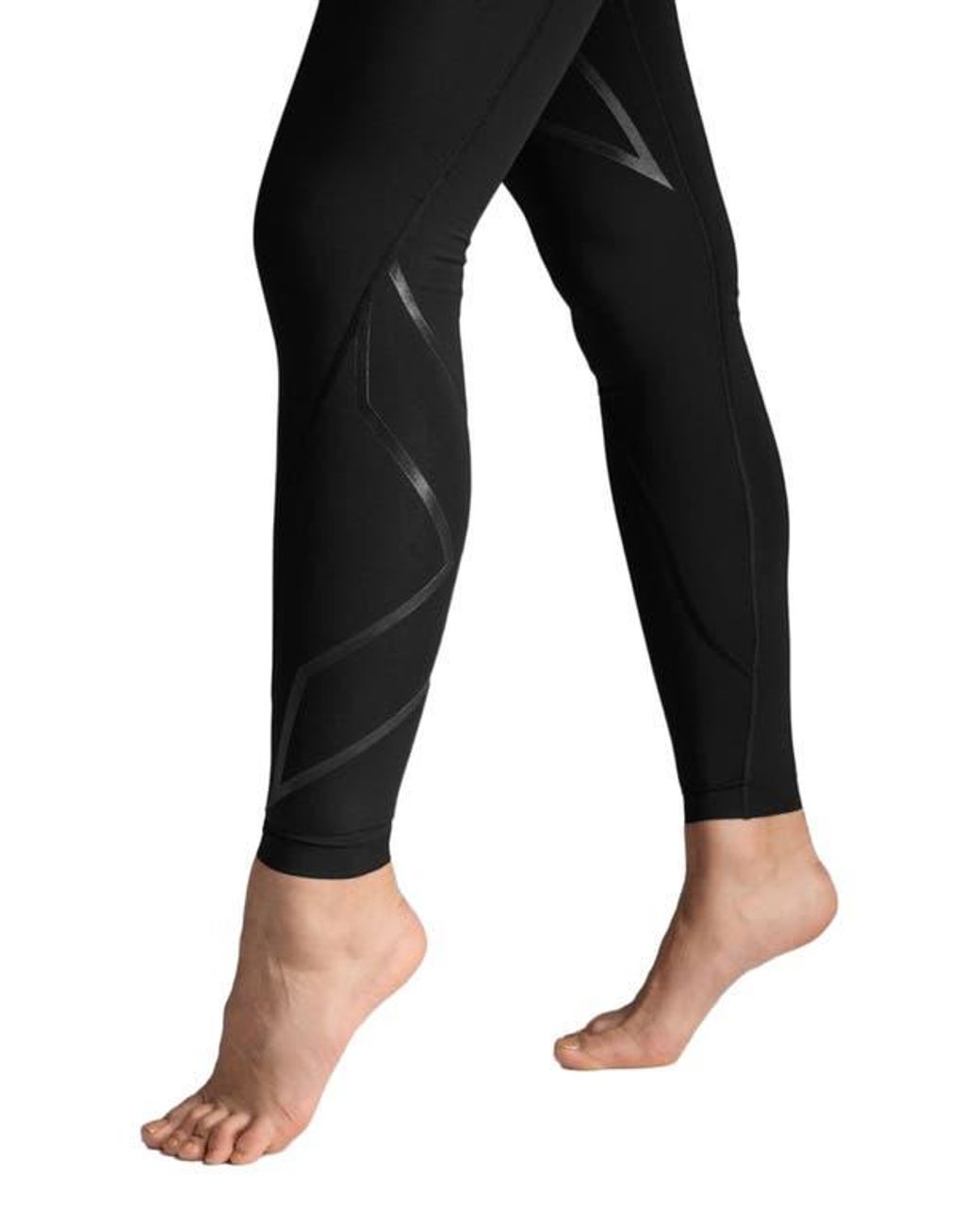 2xu Black Refresh Recovery Compression Tights