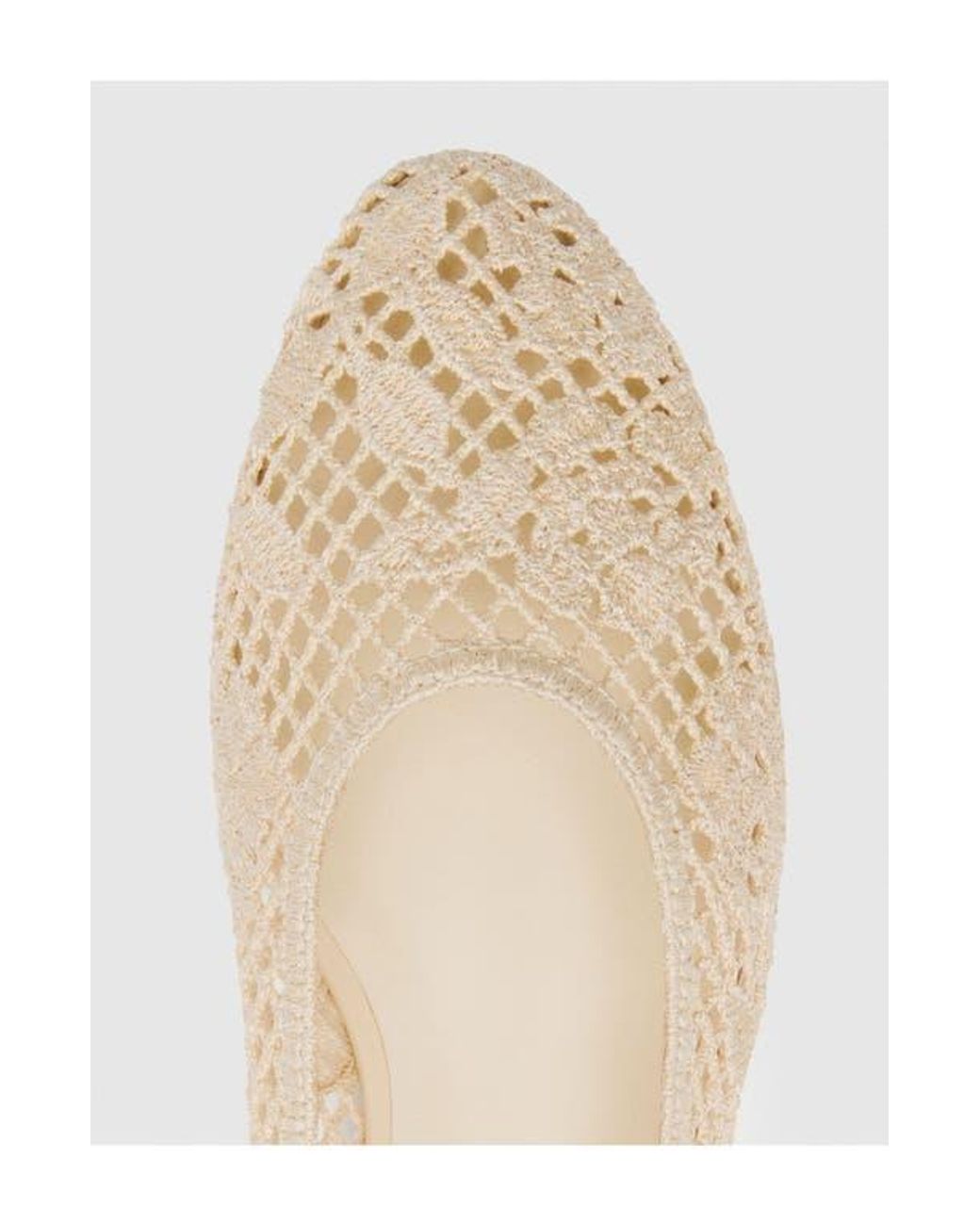 Reformation Natural Pllar Flat