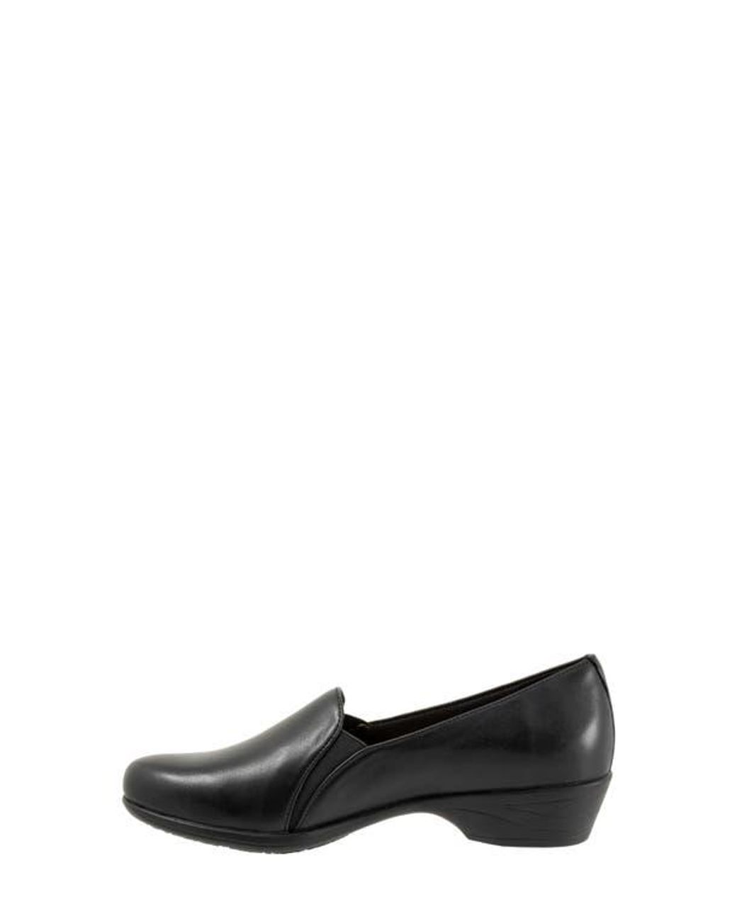 Softwalk® Black Reagan Flat