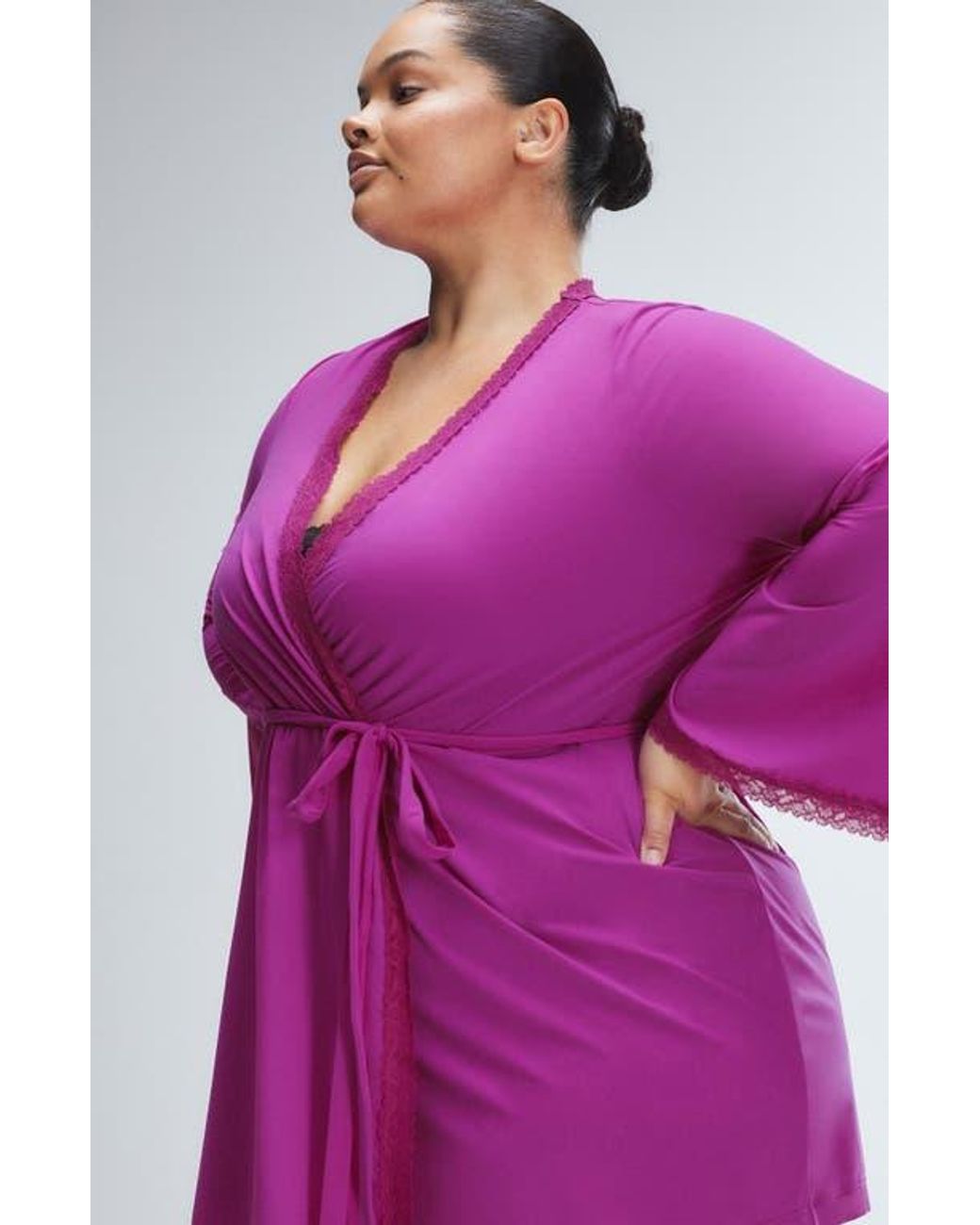 Try Robe Savage x Fenty Snug Hug Short Robe in Purple | Lyst