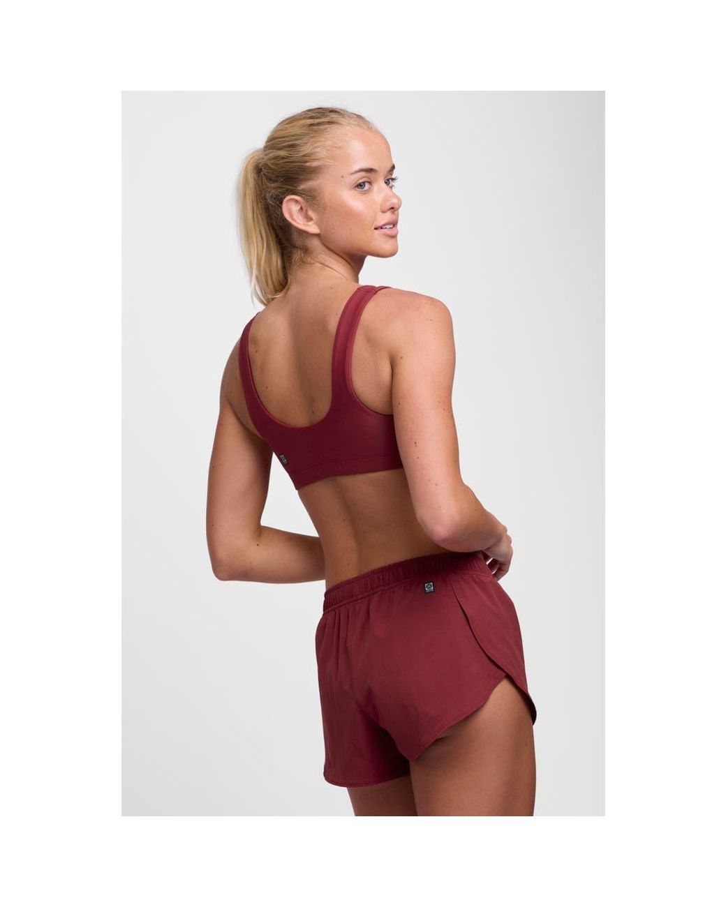 JOLYN Red Lizzie Split Short
