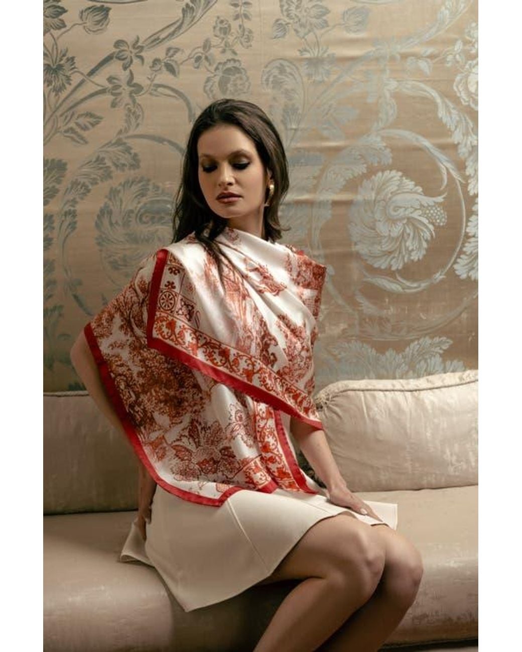 Elizabetta Brown Toile