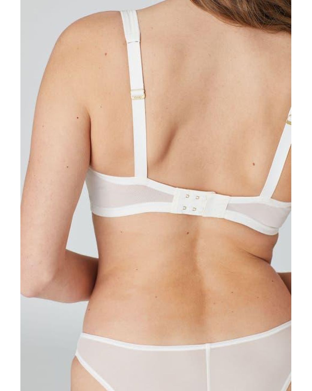 CUUP White The Wireless Plunge Mesh
