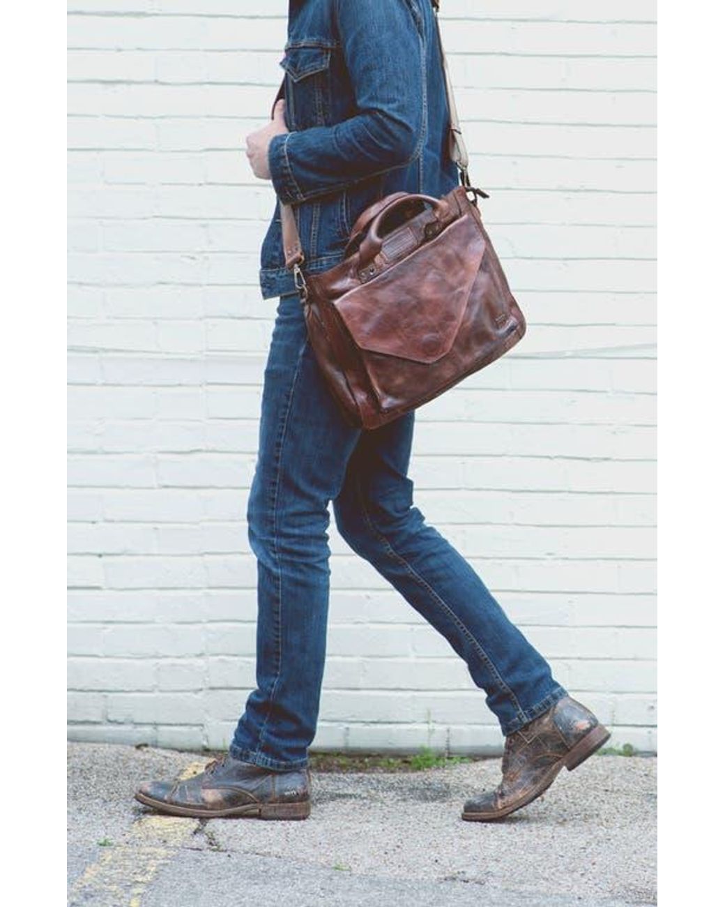 Bed Stu Brown Depp Messenger