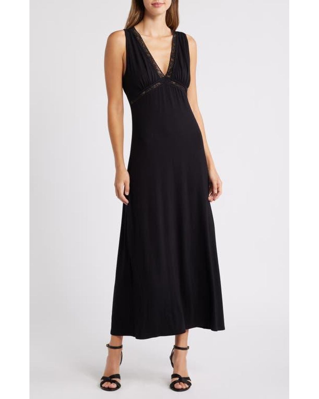 good bra for backless dress 7 Best Bras Dresses You Can Buy On Amazon For Those Size:Petite-14 Convertible Blue backless dress #backless