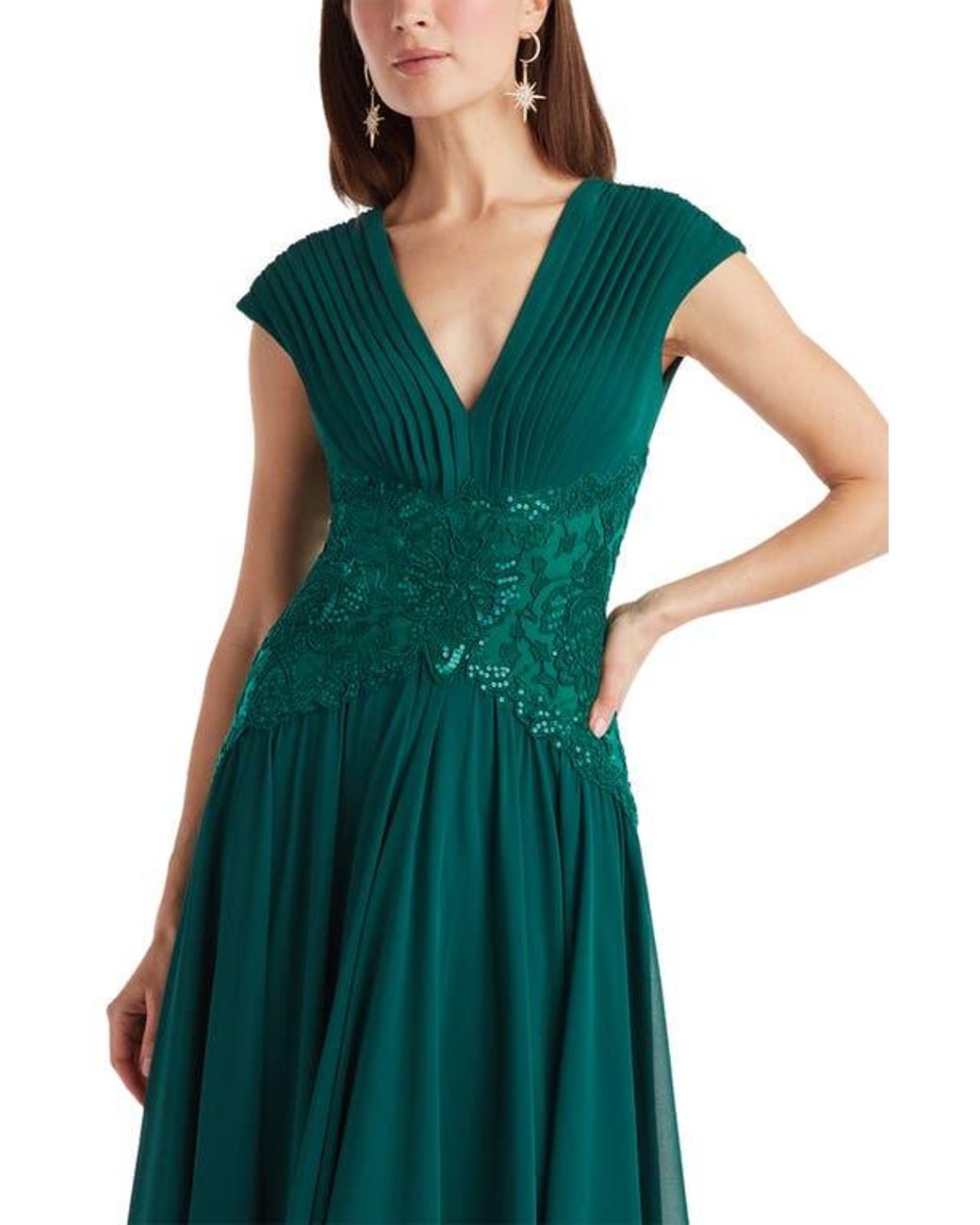 green emerald velvet dress Belinda Embroidered Midi Dress – Red Bird Mercantile main image 0