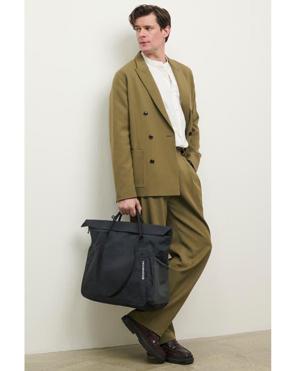 Troubadour Black Elemental Tote