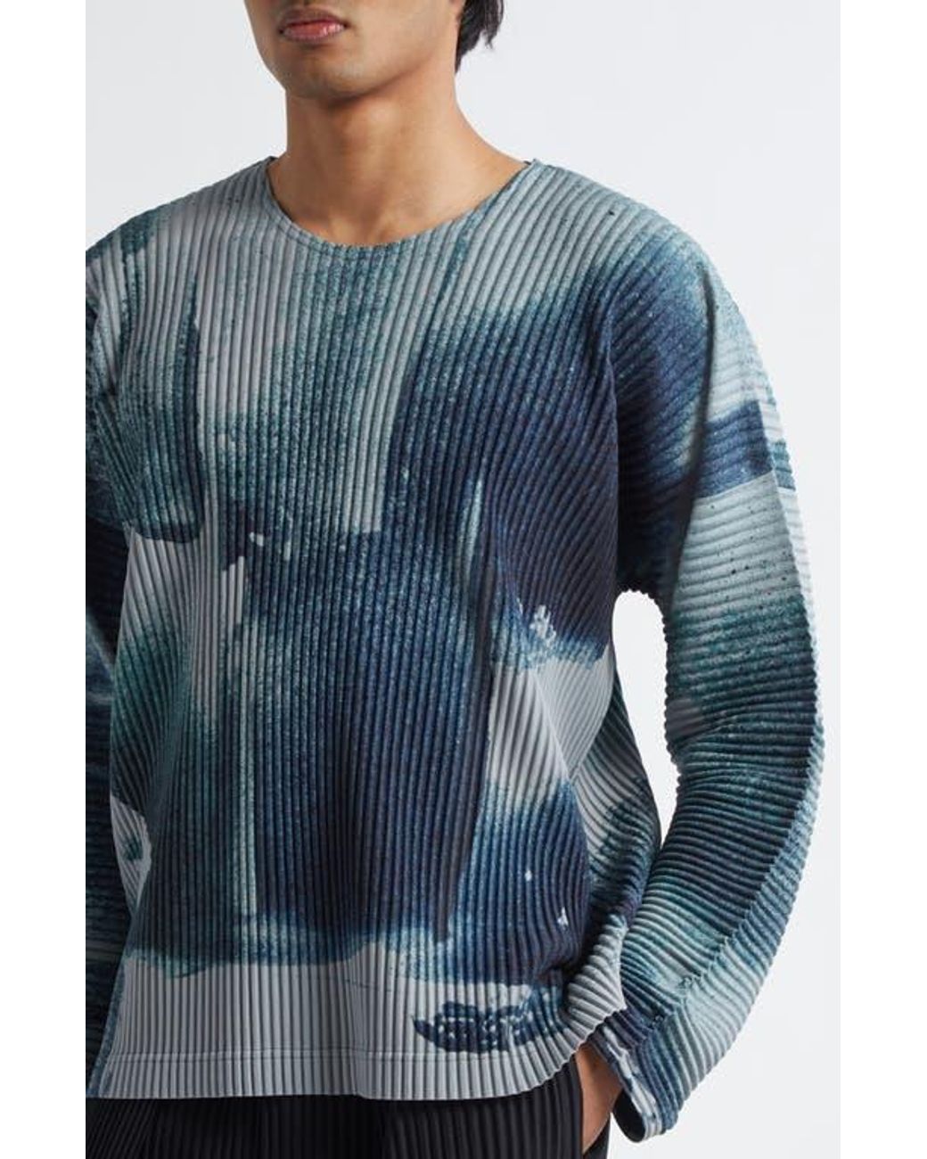 Homme Plissé Issey Miyake Wind Walk Pleated Top in Blue for Men | Lyst