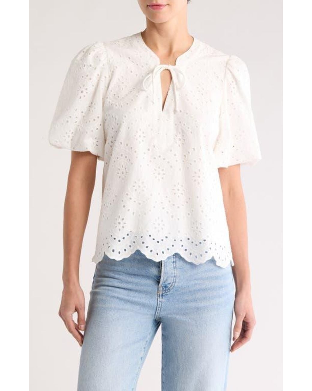 Gibsonlook White Eyelet Bubble Sleeve Top