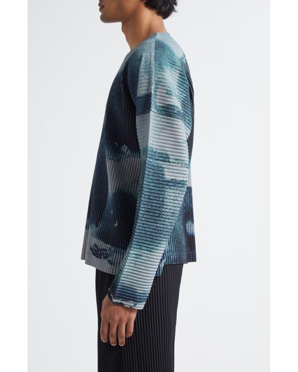 Homme Plissé Issey Miyake Wind Walk Pleated Top in Blue for Men | Lyst
