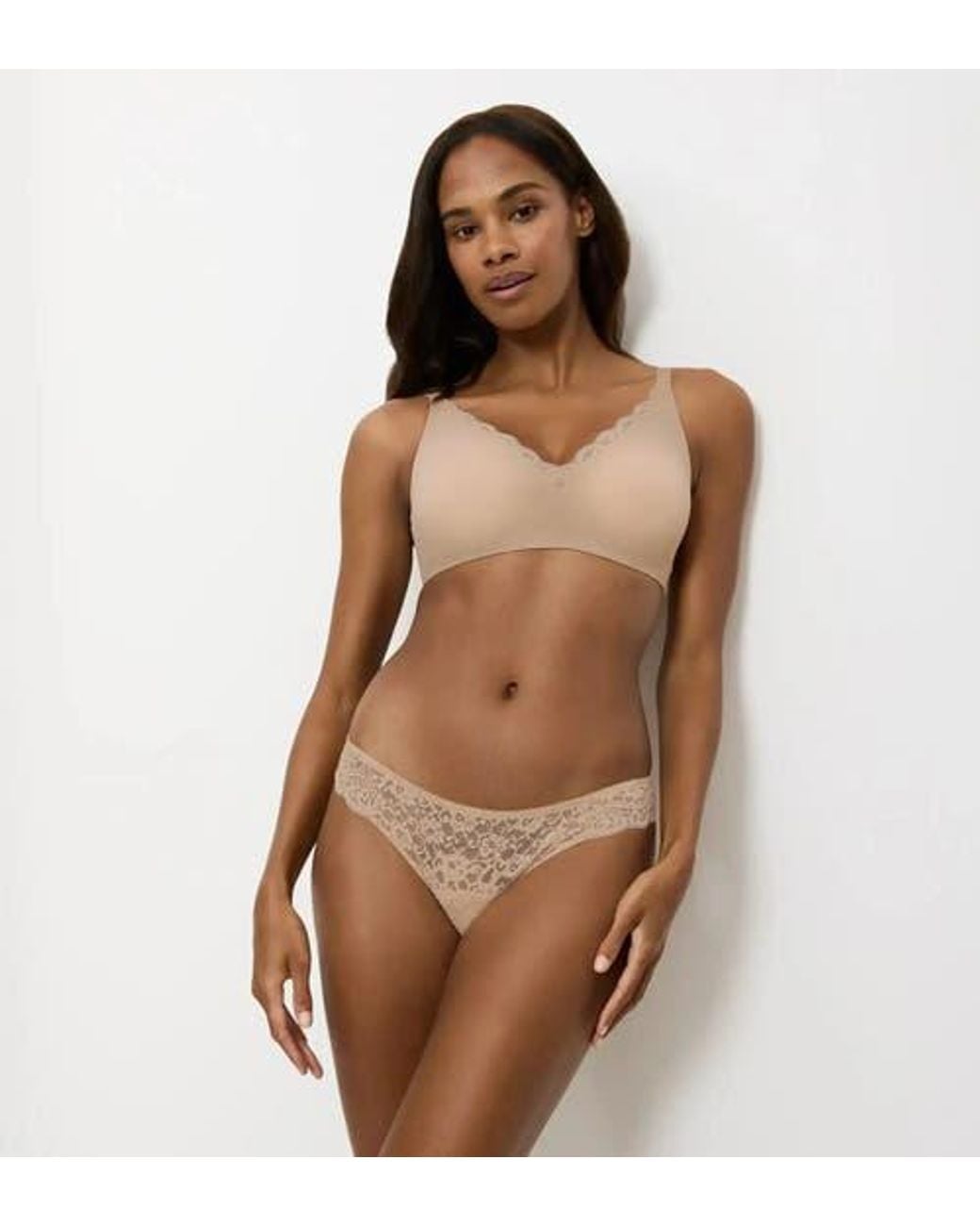 Triumph Brown Amourette Wireless Minimizer Bra