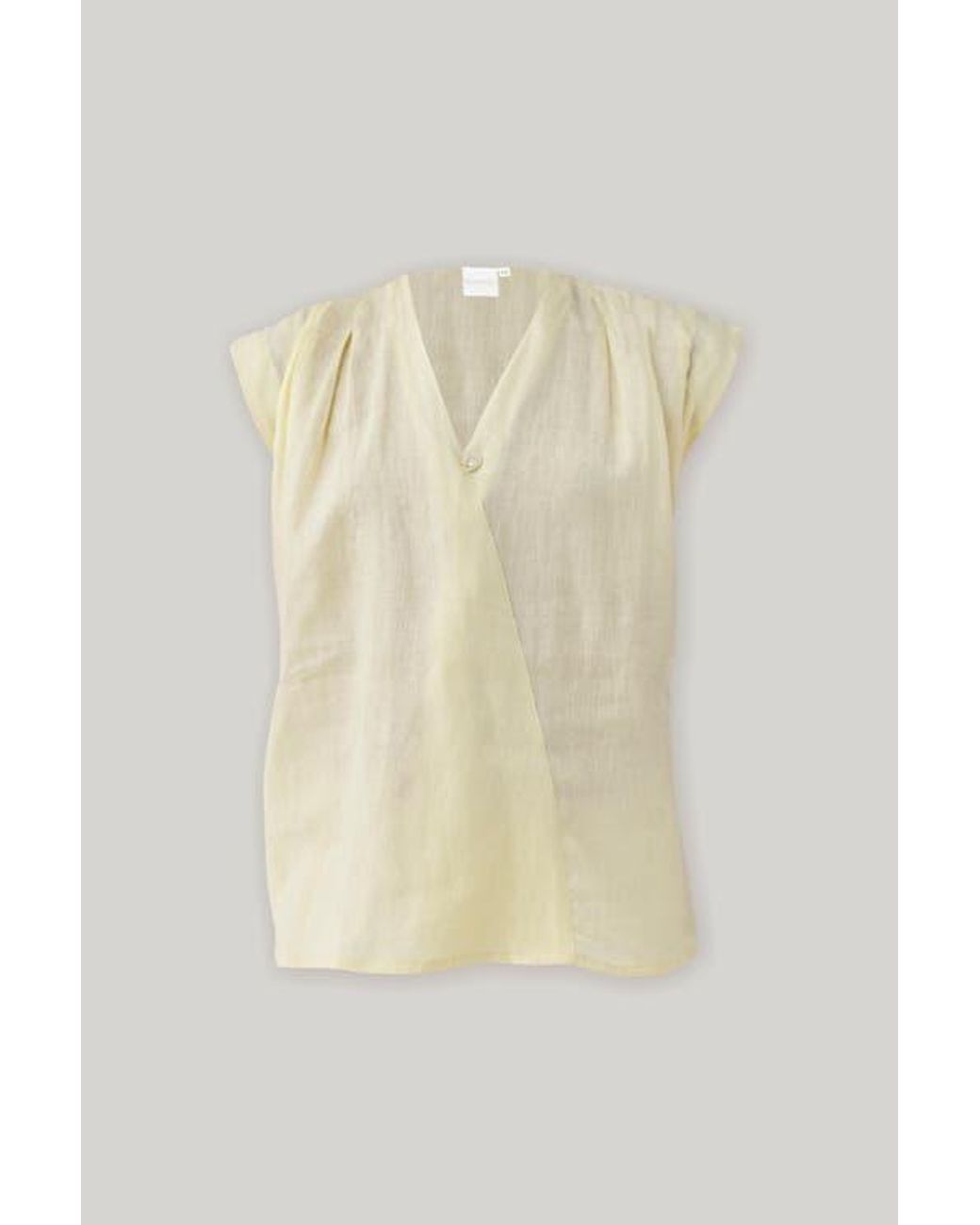 REISTOR White V-Neck Overlap Top