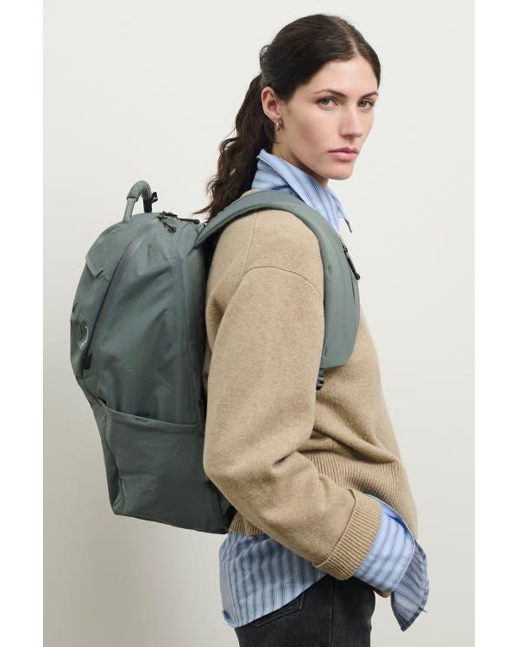 Troubadour Gray Elemental Backpack