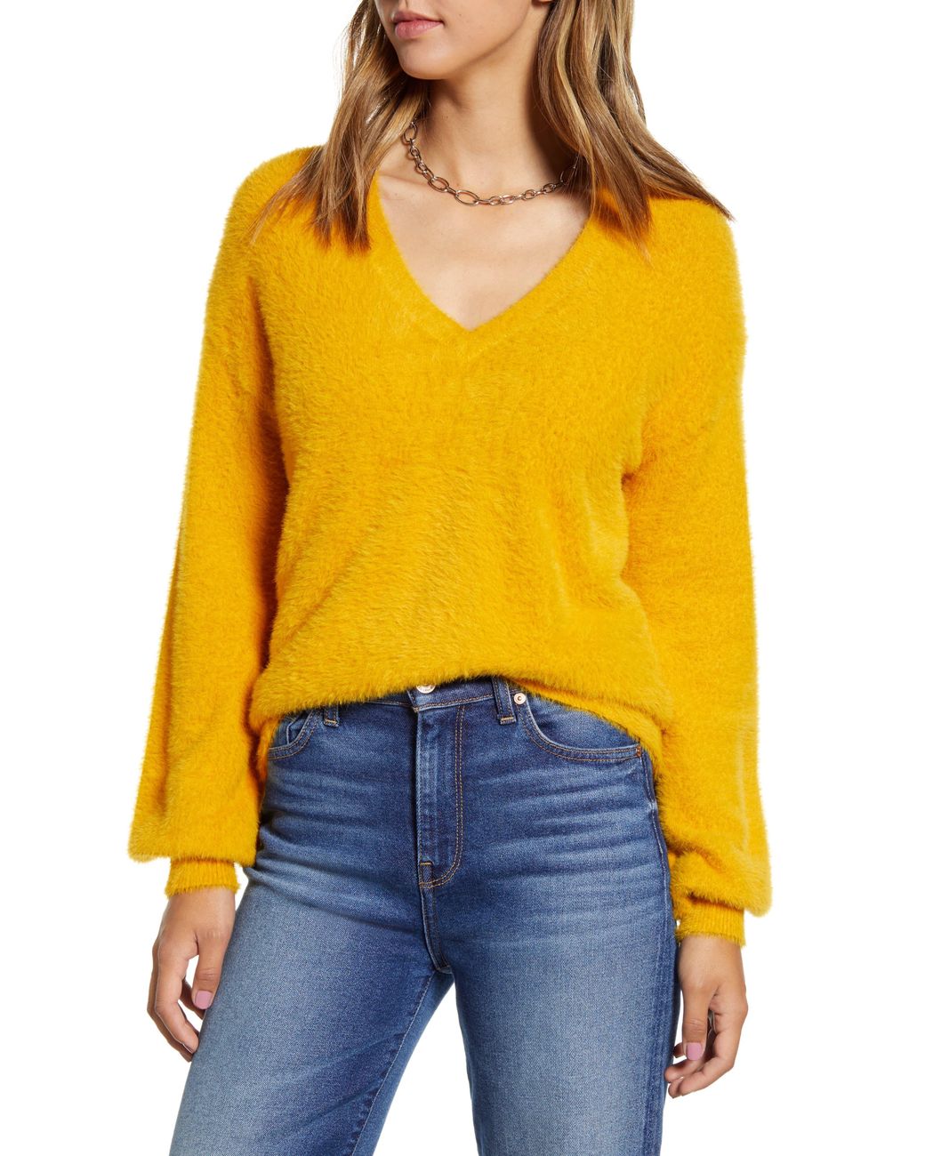 Halogen Halogen Fuzzy V-neck Sweater in Yellow - Lyst