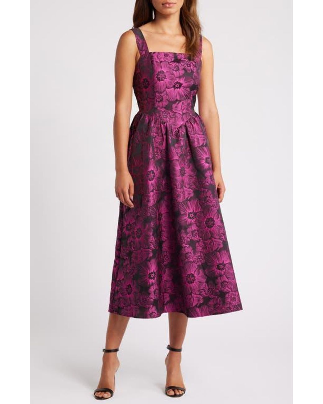Chelsea28 Sleeveless Brocade Midi Dress in Red | Lyst