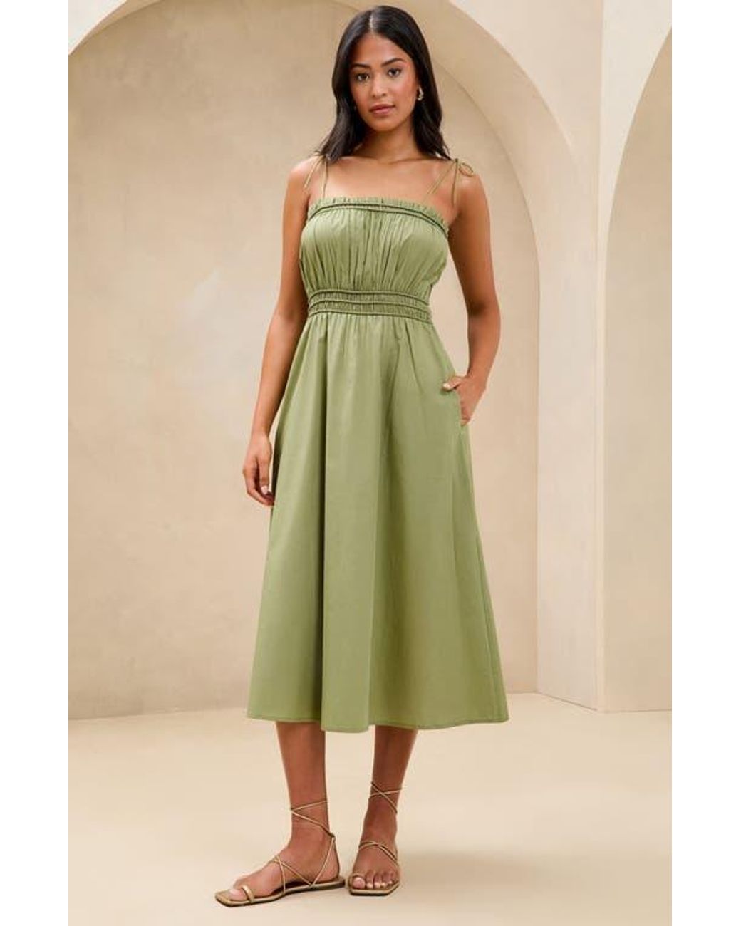 green emerald velvet dress Lipsy London Women Lace V Neck Skater Midi Dress 36 Green: Buy Online at  Best Price in Egypt