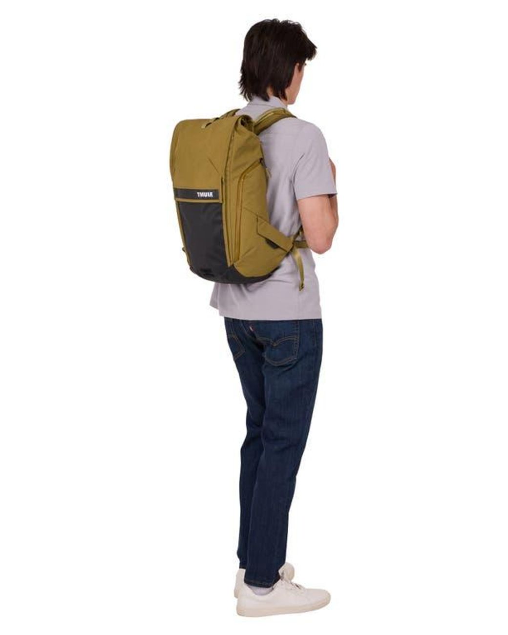 Thule Black Paramount Commuter 20-Liter Backpack