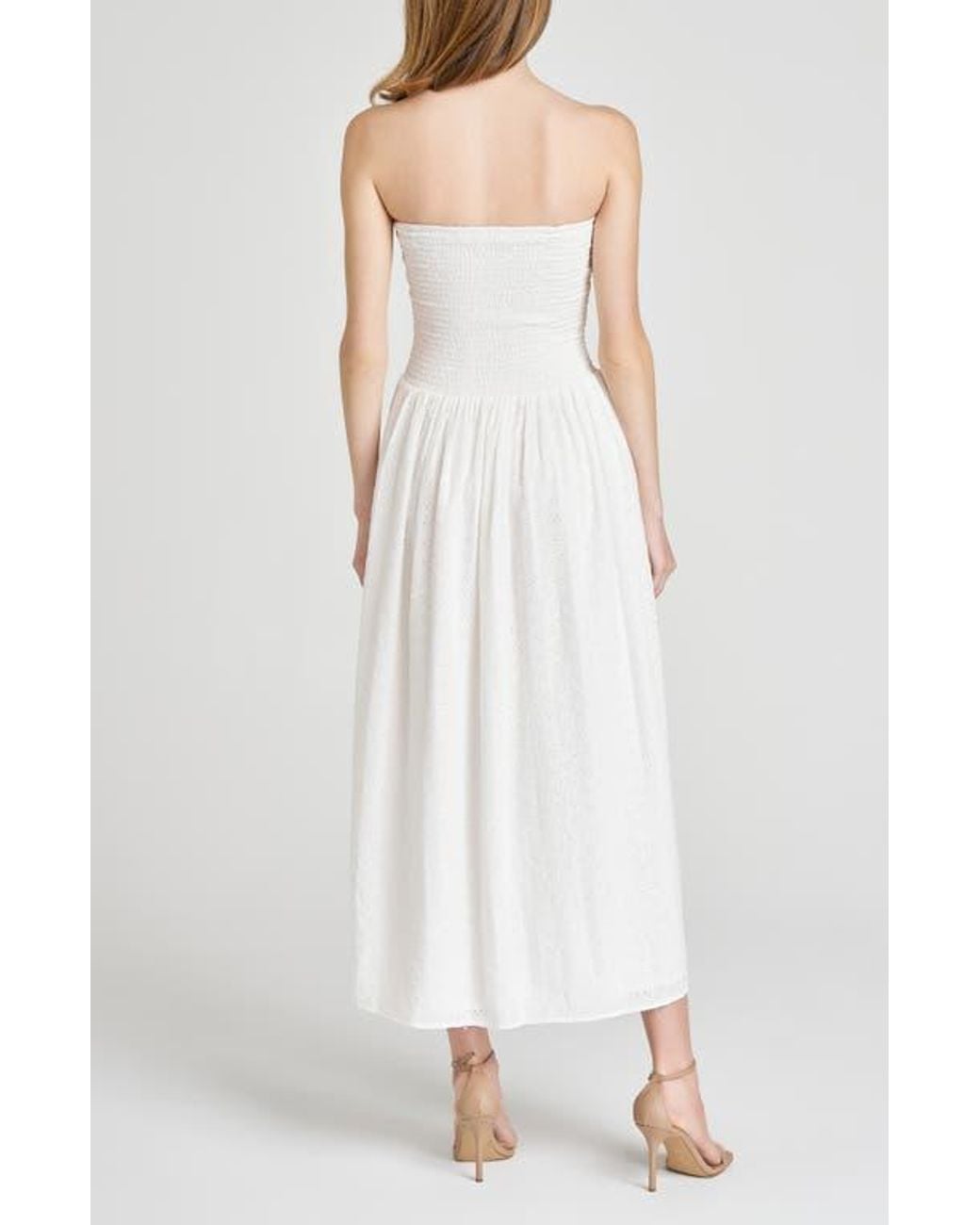 Wayf X Style By Coco! Melody Convertible Strapless Eyelet Dress in White |  Lyst