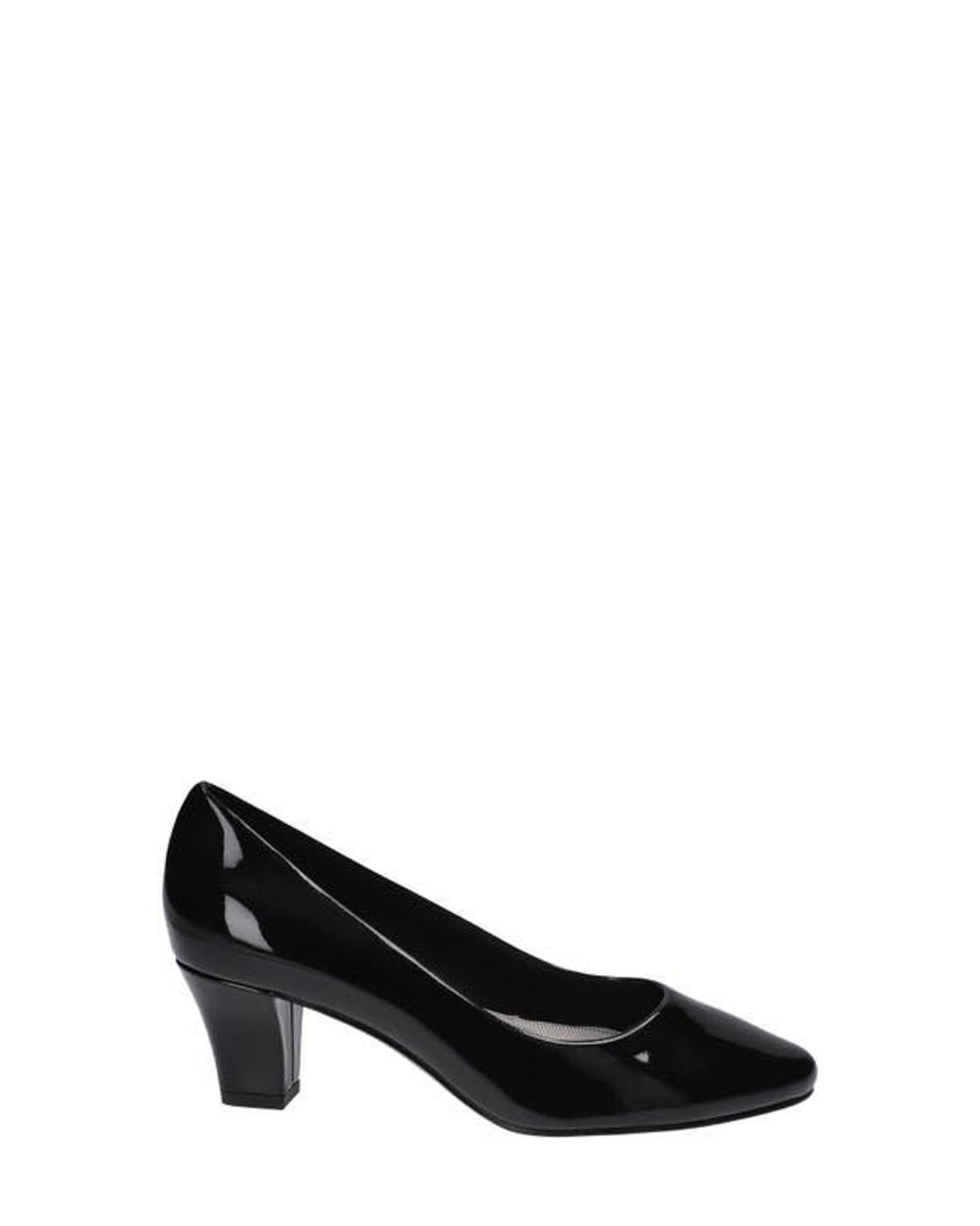 Easy Street Black Ballari Round Toe Pump