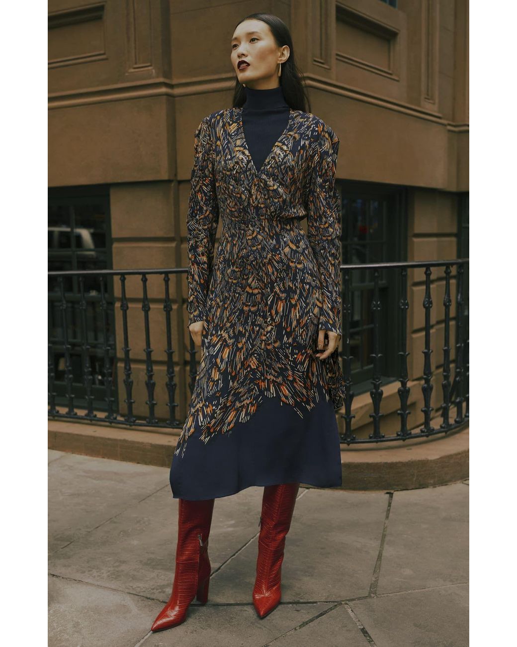 raakel knee high boot