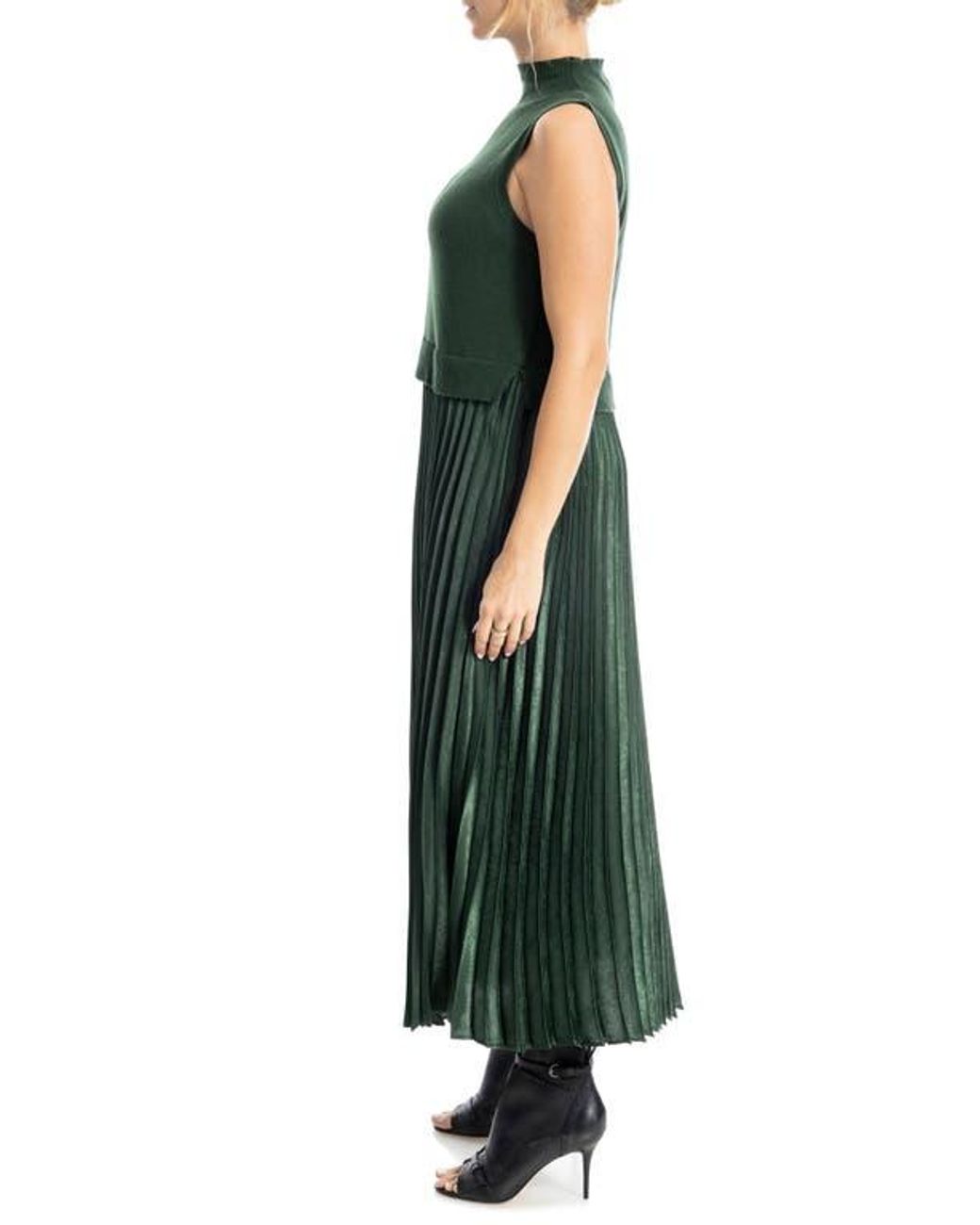 tiered ruffle prom dress Elegant Mock Neck Sleeved Dotted Tulle Dresses SCX002596_W_XL this strapless gown features 1970s Inspired Orange Floral Style:8312C-#J-6