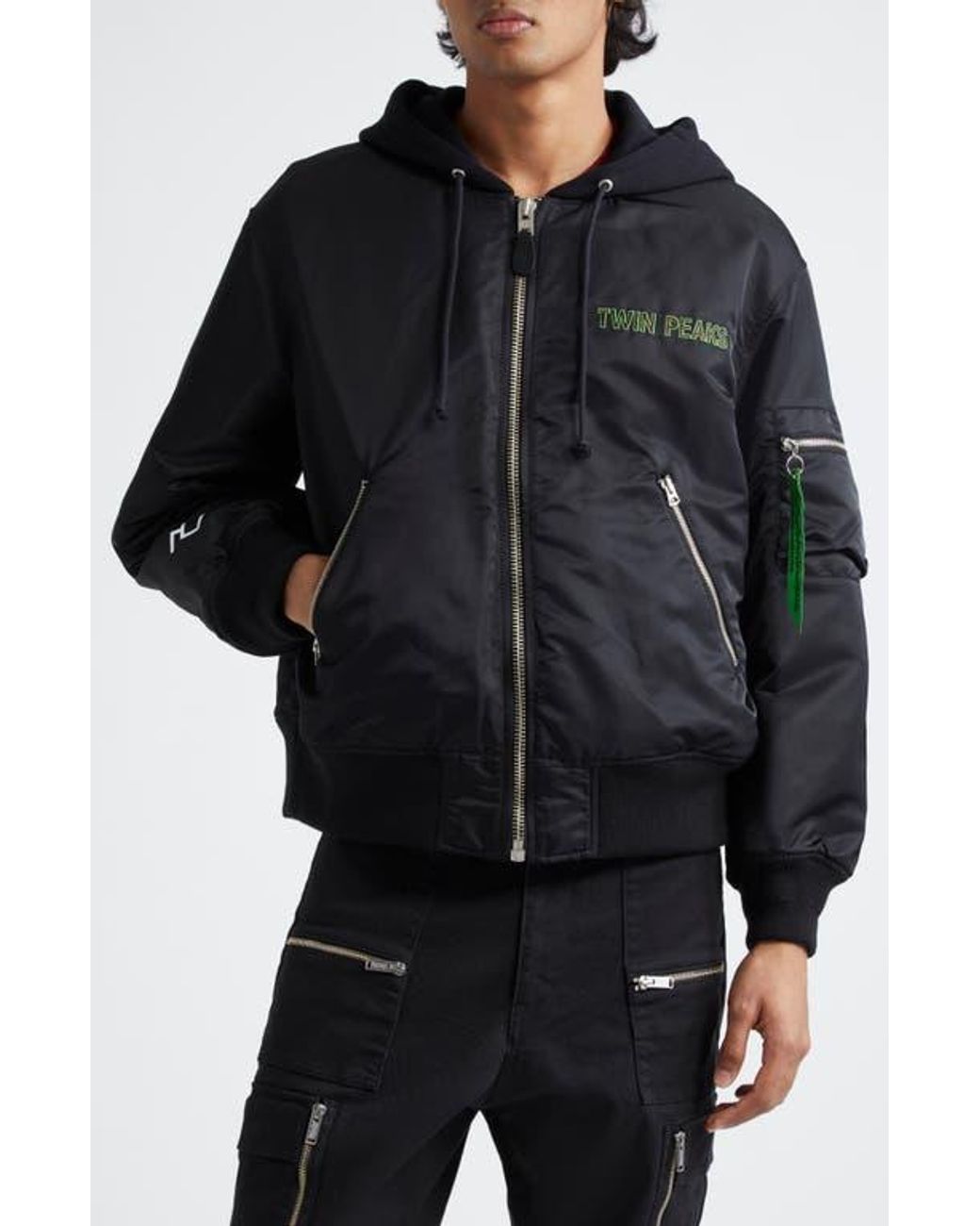 undercover-BLACK-Twin-Peaks-