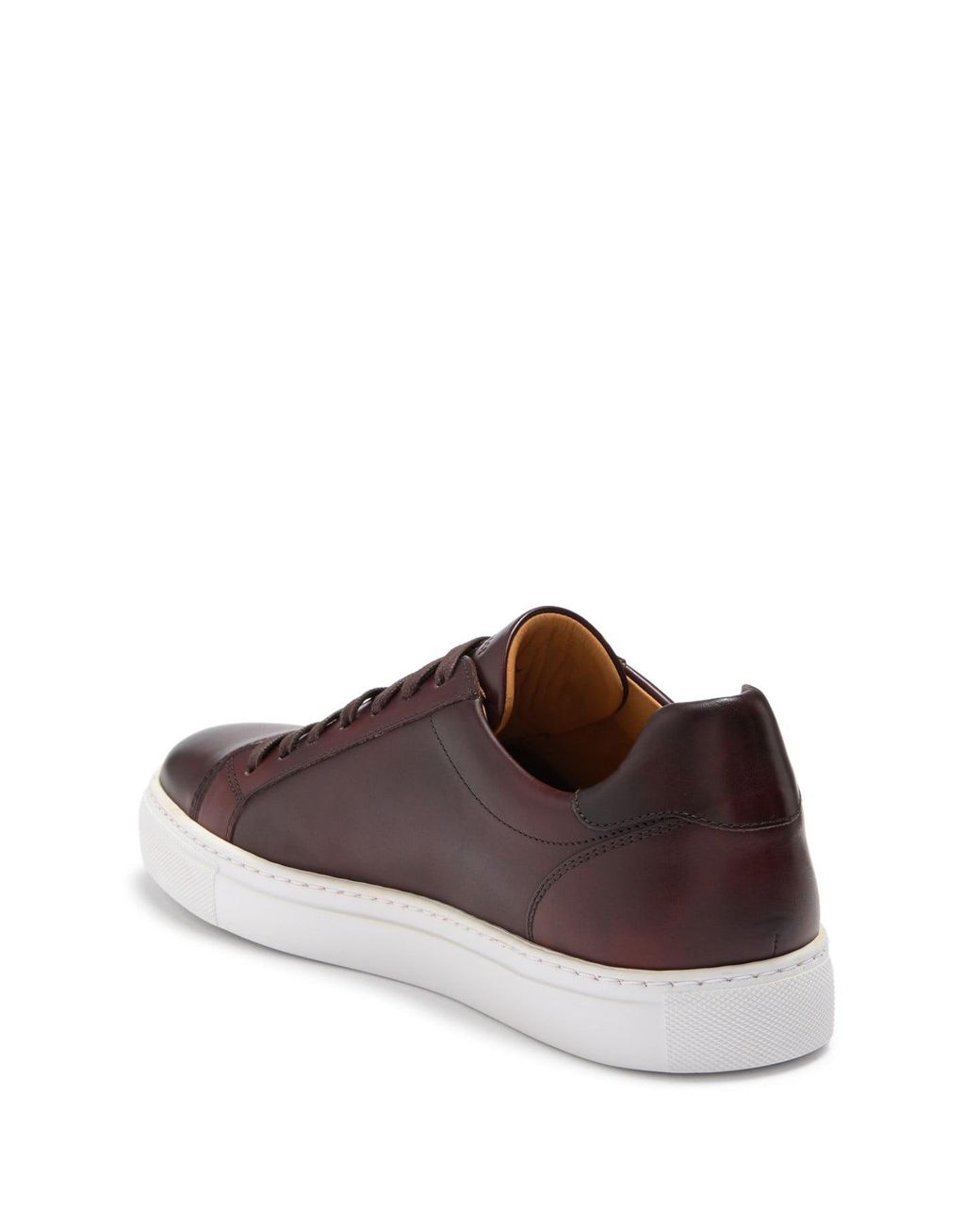 magnanni cuervo sneaker
