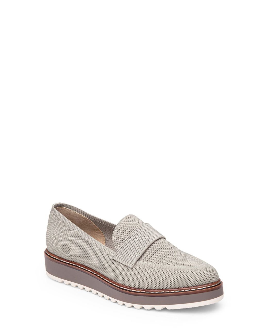 Me too clearance audra loafer flat