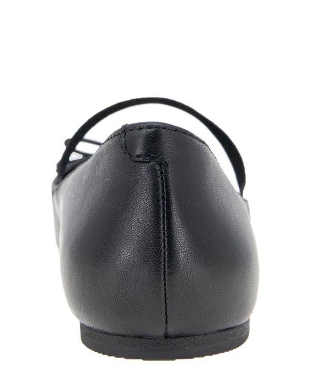 Kenneth Cole White Myra Ballet Flat