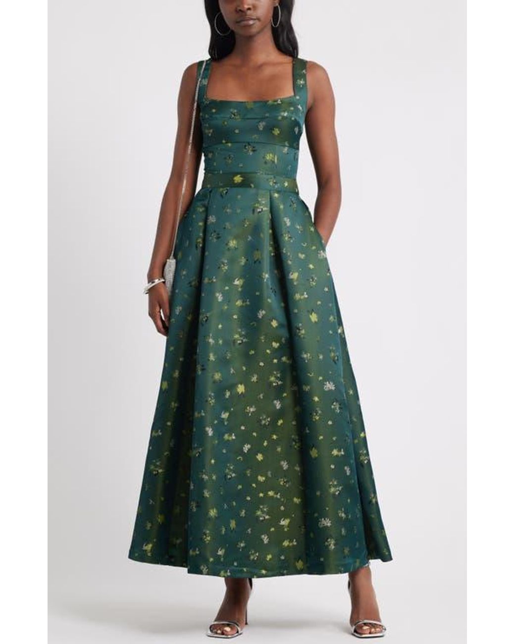 Chelsea28 Pleated Seamed Bodice Jacquard Maxi Cocktail Dress in Green | Lyst