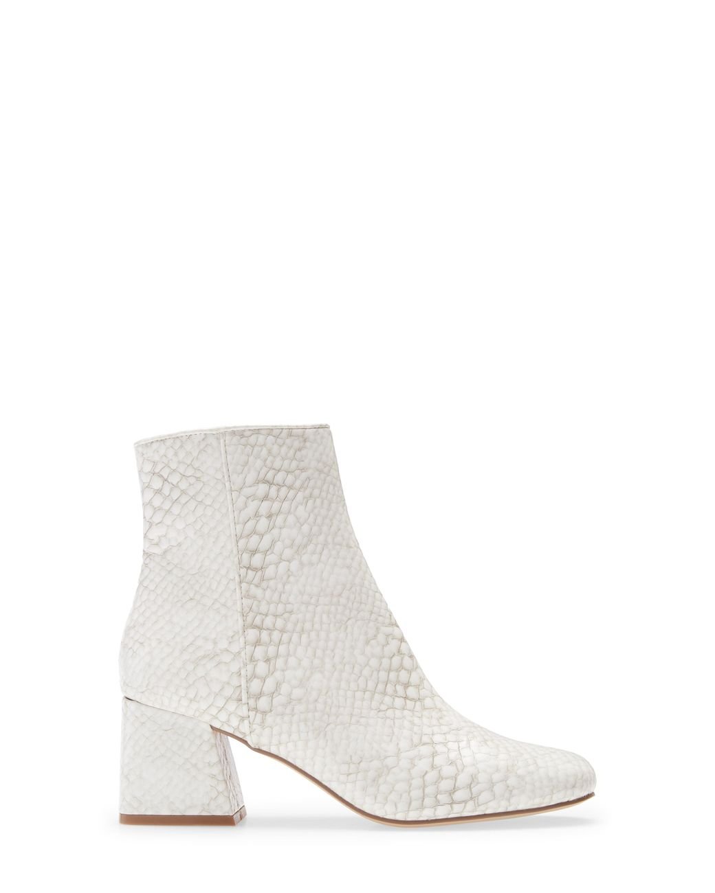 darma block heel bootie steve madden