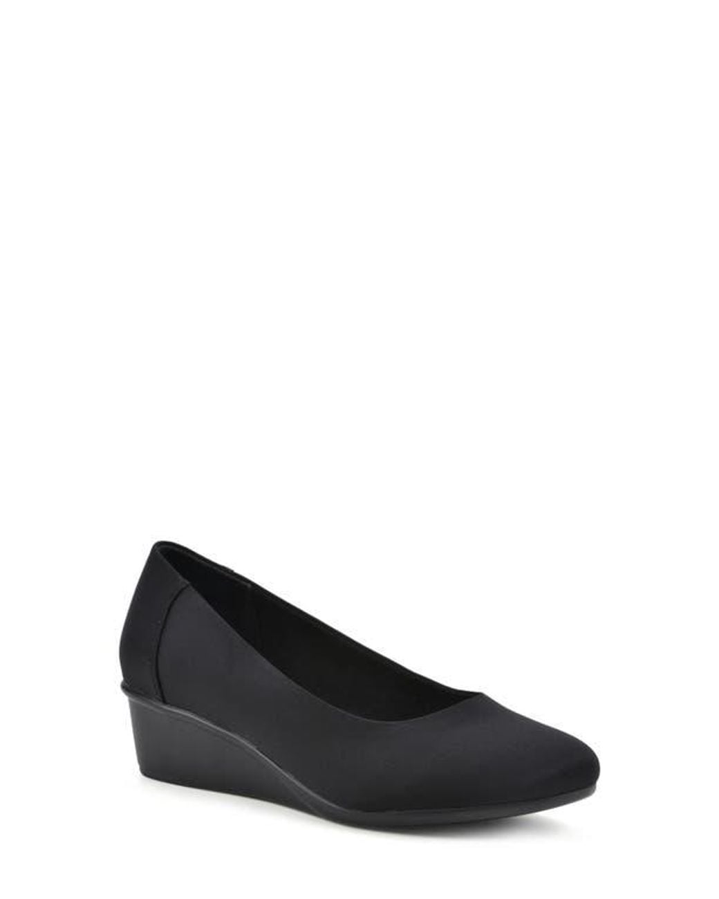 White Mountain Black Boldness Wedge Pump