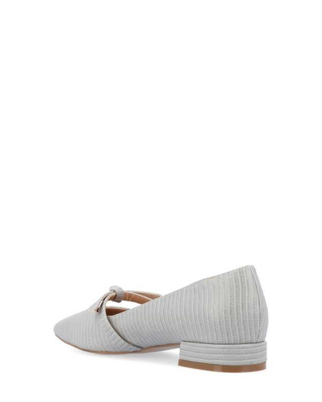 Journee Collection White Cait Snake Embossed Pump