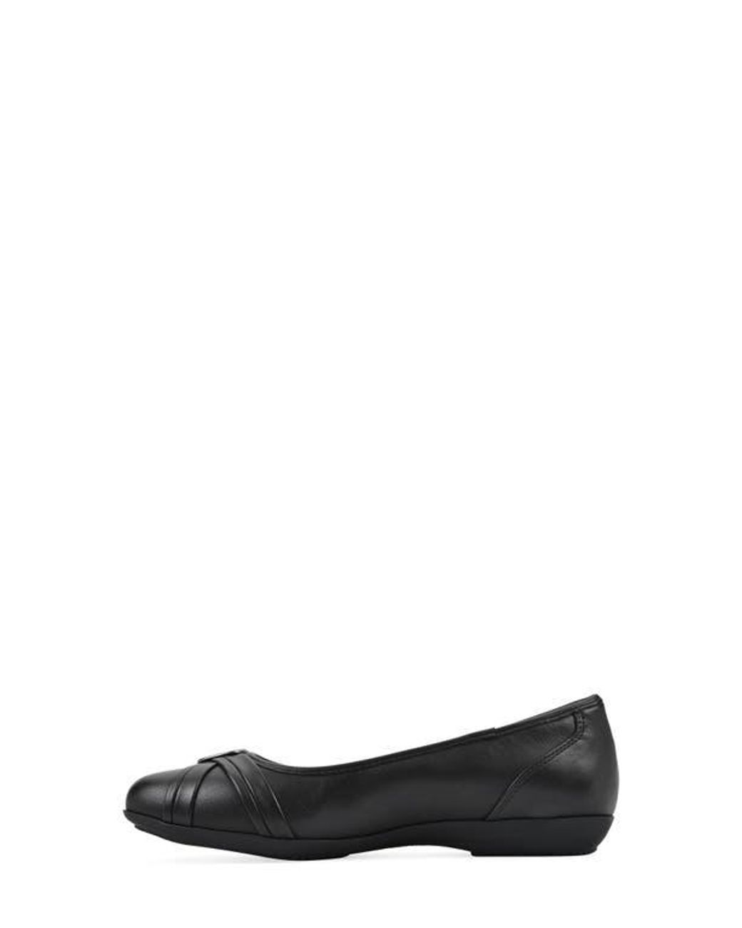 White Mountain Black Calming Buckle Strap Flat