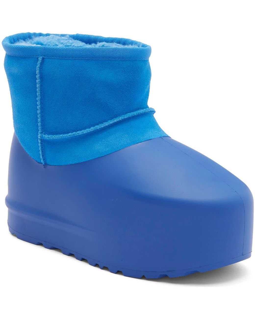 UGG Gender Inclusive Classic Mini Pumped Molded Uggplush Boot in
